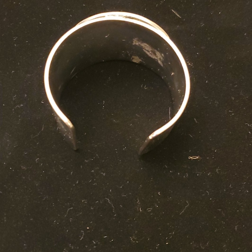 Metal cuff - Picture 3 of 7